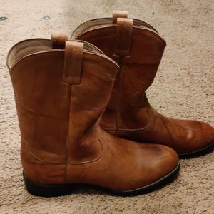 Men's Heritage Ariat boots